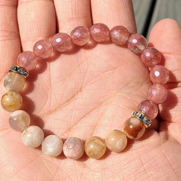 Crystal Flower Agate & Cherry Quartz Bracelet - Picture 7 of 8